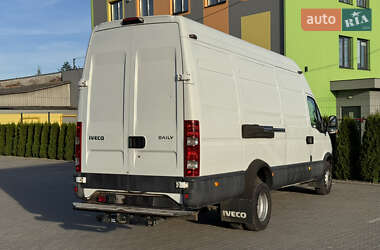 Грузовой фургон Iveco Daily 2013 в 