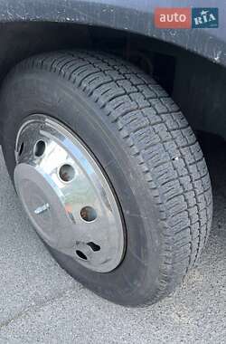 Приміський автобус Iveco Daily 2000 в 