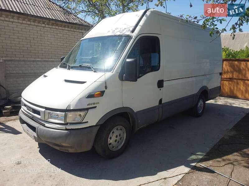 Грузовой фургон Iveco Daily 2003 в 