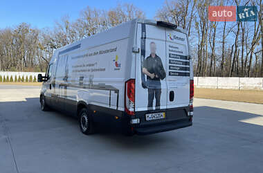 Грузовой фургон Iveco Daily 2020 в 