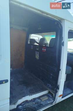 Грузовой фургон Iveco Daily 2016 в 