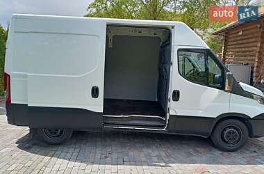 Грузовой фургон Iveco Daily 2014 в 