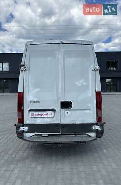 Вантажний фургон Iveco Daily 2003 в 