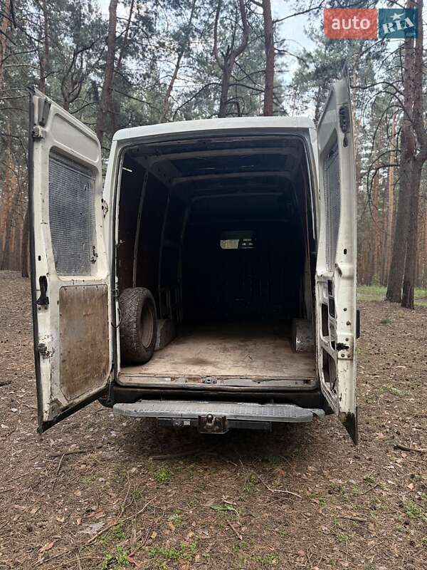 Грузовой фургон Iveco Daily 2002 в Высоком