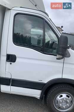 Грузовой фургон Iveco Daily 2011 в 