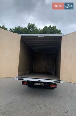 Грузовой фургон Iveco Daily 2011 в 