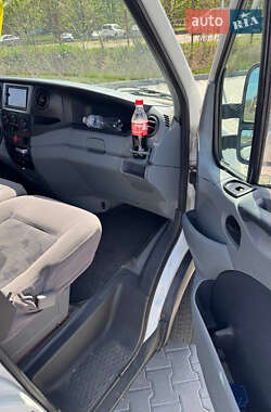 Грузовой фургон Iveco Daily 2006 в 