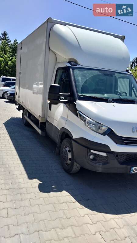 Грузовой фургон Iveco Daily 2018 в 