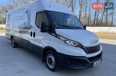 Грузовой фургон Iveco Daily 2020 в 