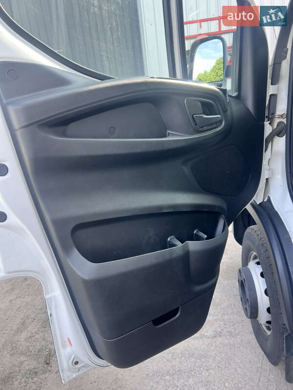 Грузовой фургон Iveco Daily 2015 в Броварах