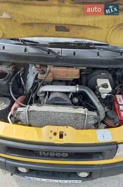 Эвакуатор Iveco Daily 2000 в 