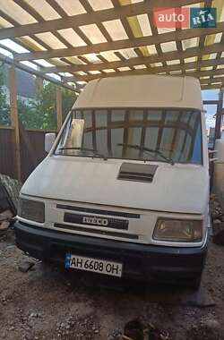 Микроавтобус Iveco Daily 1999 в Павлограде