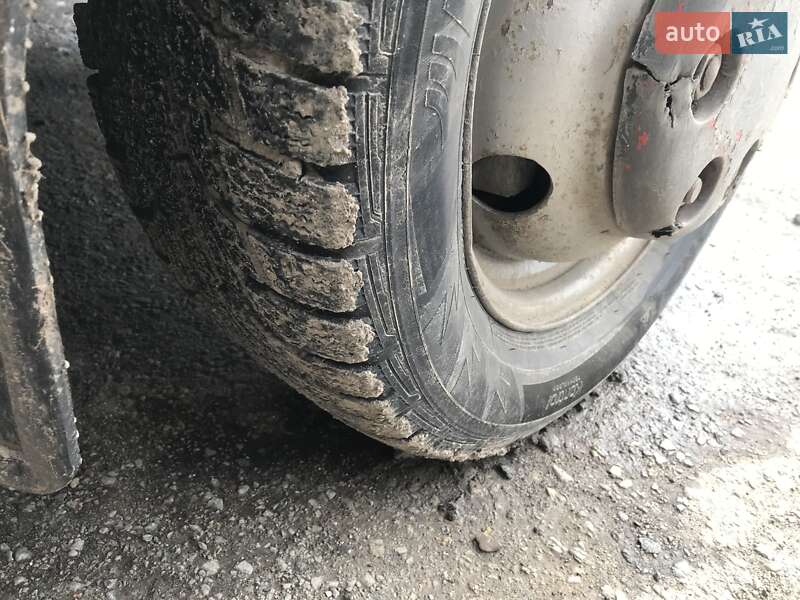 Мікроавтобус Iveco Daily 1999 в Бару фото 12 Мікроавтобус Iveco Daily 1999 в Бару