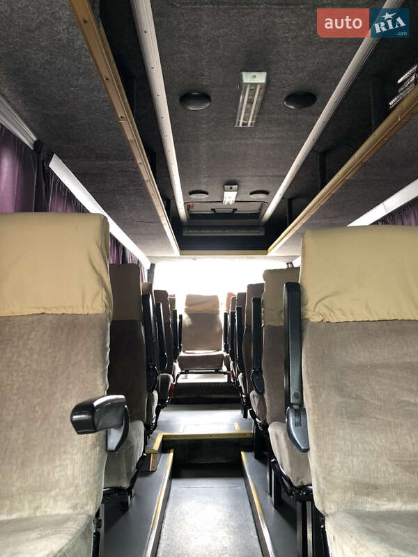 Микроавтобус Iveco Daily 2003 в Кременчуге