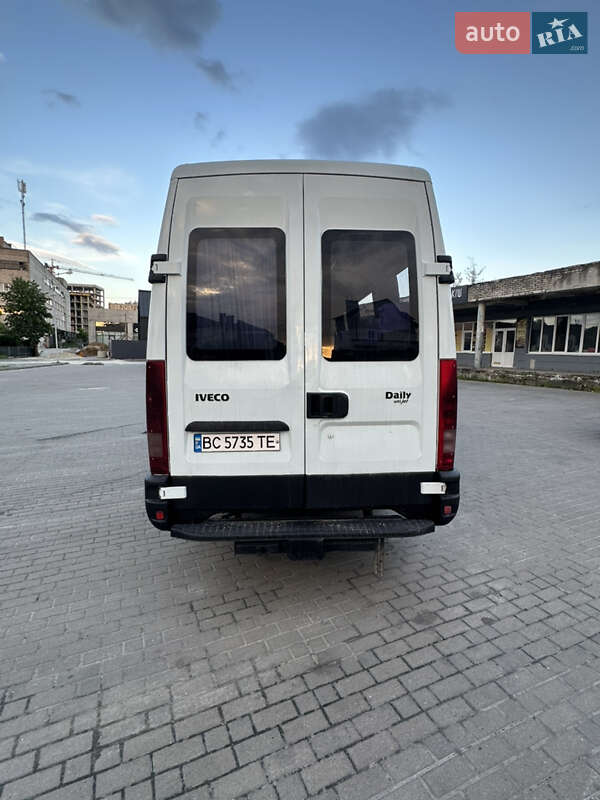 Мікроавтобус Iveco Daily 2003 в Львові