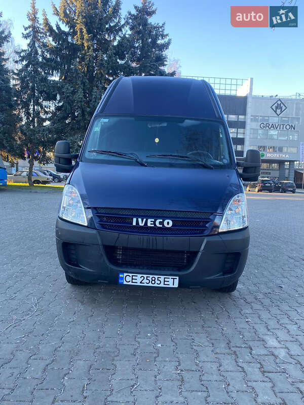 Грузовой фургон Iveco Daily 2009 в Черновцах