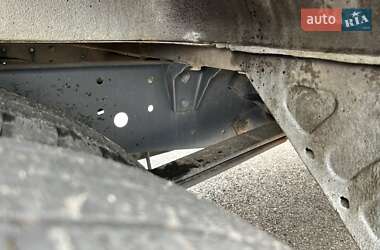Грузовой фургон Iveco Daily 2012 в 
