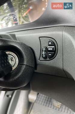 Грузовой фургон Iveco Daily 2012 в 