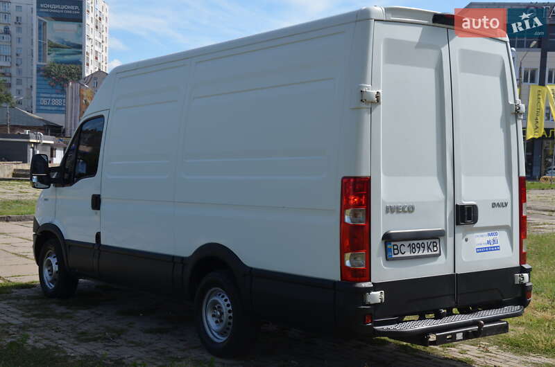 Грузовой фургон Iveco Daily 2014 в Харькове