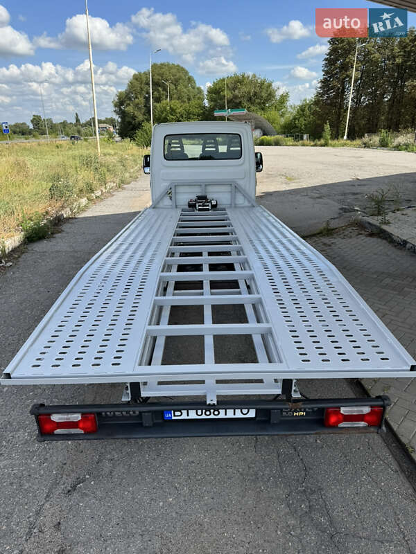 Эвакуатор Iveco Daily 2011 в Хороле