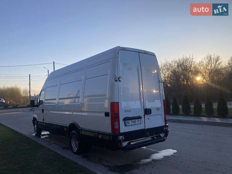 Вантажний фургон Iveco Daily 2006 в Рівному