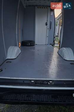 Грузовой фургон Iveco Daily 2020 в 