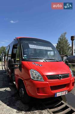 Городской автобус Iveco Daily 2011 в Коломые
