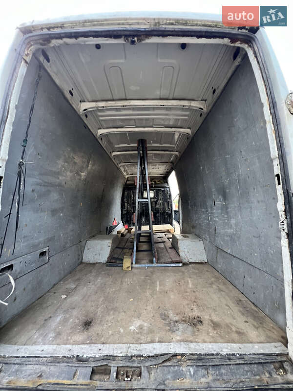 Грузовой фургон Iveco Daily 2004 в Львове фото 8 Грузовой фургон Iveco Daily 2004 в Львове