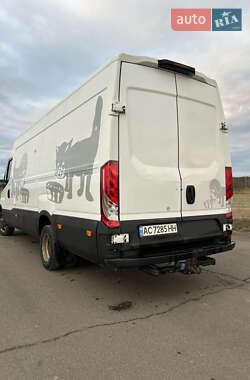 Грузовой фургон Iveco Daily 2015 в 