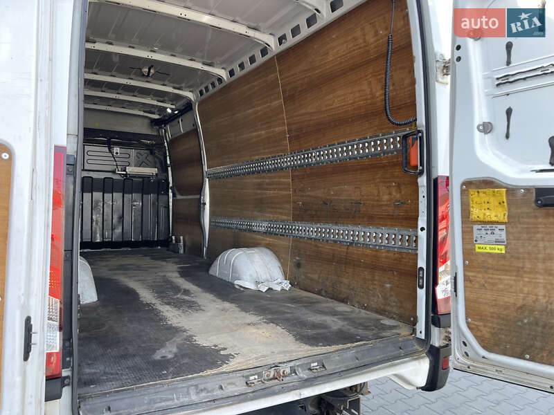 Грузовой фургон Iveco Daily 2018 в Луцке