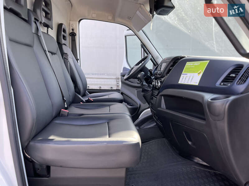 Грузовой фургон Iveco Daily 2018 в Луцке