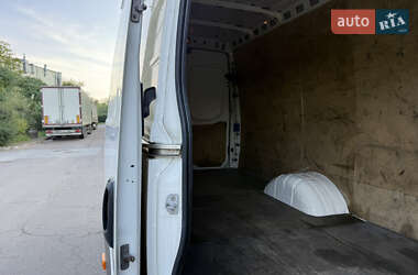Вантажний фургон Iveco Daily 2016 в 