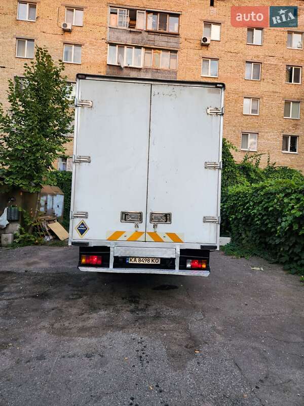Вантажний фургон Iveco Daily 2006 в Києві
