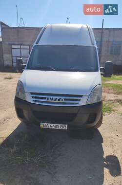 Вантажний фургон Iveco Daily 2008 в Кропивницькому