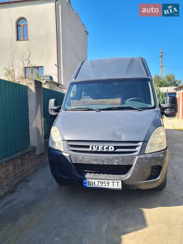 Грузовой фургон Iveco Daily 2007 в Одессе