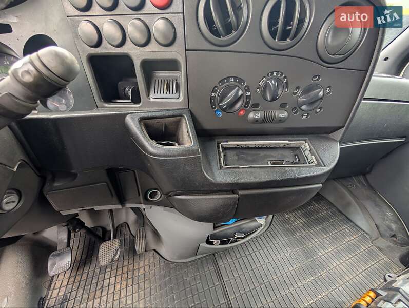 Грузовой фургон Iveco Daily 2005 в Ровно