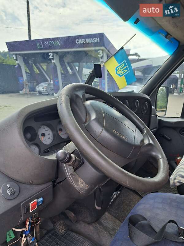 Грузопассажирский фургон Iveco Daily 2000 в Черновцах