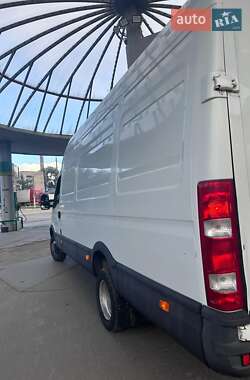 Грузовой фургон Iveco Daily 2012 в 