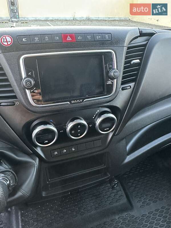 Грузовой фургон Iveco Daily 2023 в Рава-Русской