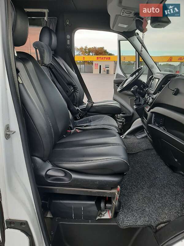 Микроавтобус Iveco Daily 2016 в Луцке