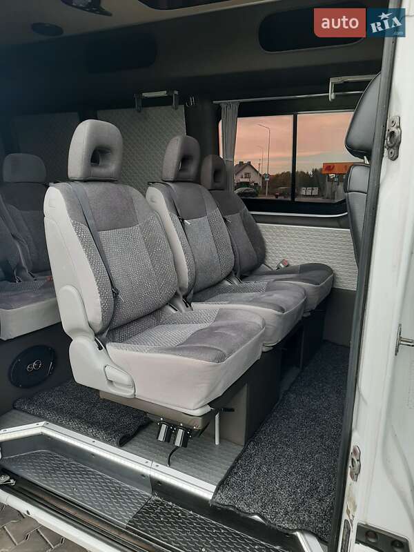 Микроавтобус Iveco Daily 2016 в Луцке