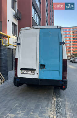 Грузовой фургон Iveco Daily 2004 в 