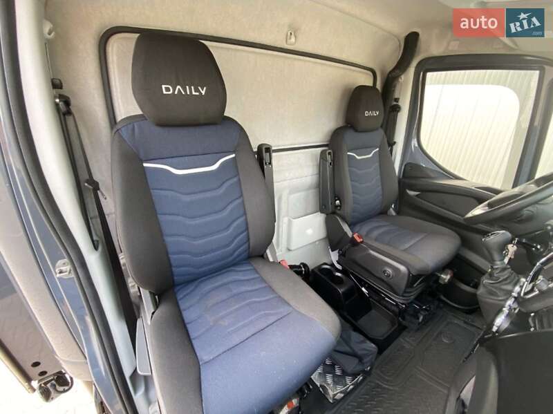 Тентованый Iveco Daily 2021 в Стрые