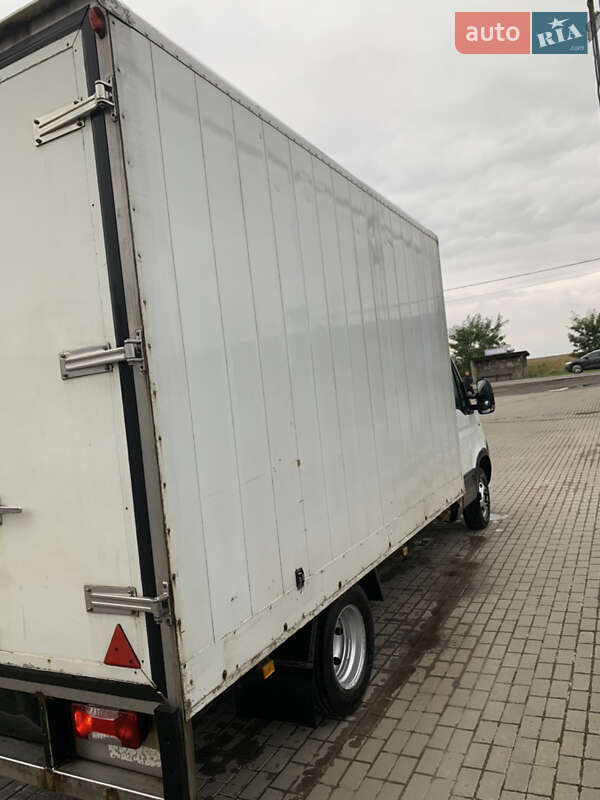 Микроавтобус грузовой (до 3,5т) Iveco Daily 2011 в Львове