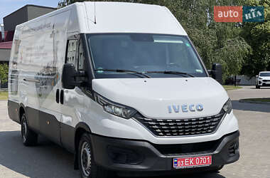 Грузовой фургон Iveco Daily 2020 в 