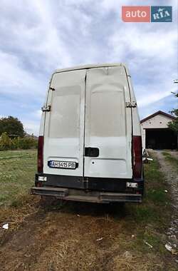Грузовой фургон Iveco Daily 2001 в 