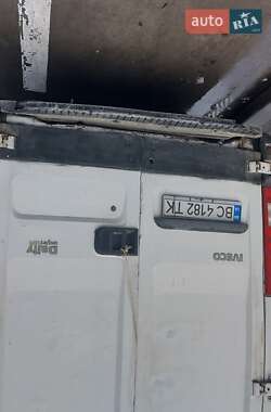 Вантажний фургон Iveco Daily 2004 в  фото 2 Вантажний фургон Iveco Daily 2004 в