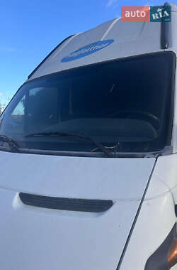 Грузовой фургон Iveco Daily 2004 в 