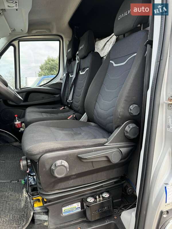 Автовоз Iveco Daily 2019 в Самборе