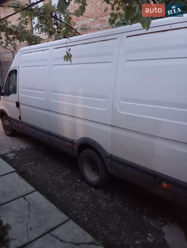Вантажний фургон Iveco Daily 2005 в Виноградові фото 4 Вантажний фургон Iveco Daily 2005 в Виноградові